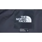 TheNorthFace Splicing White And  Black Paper Cuttings