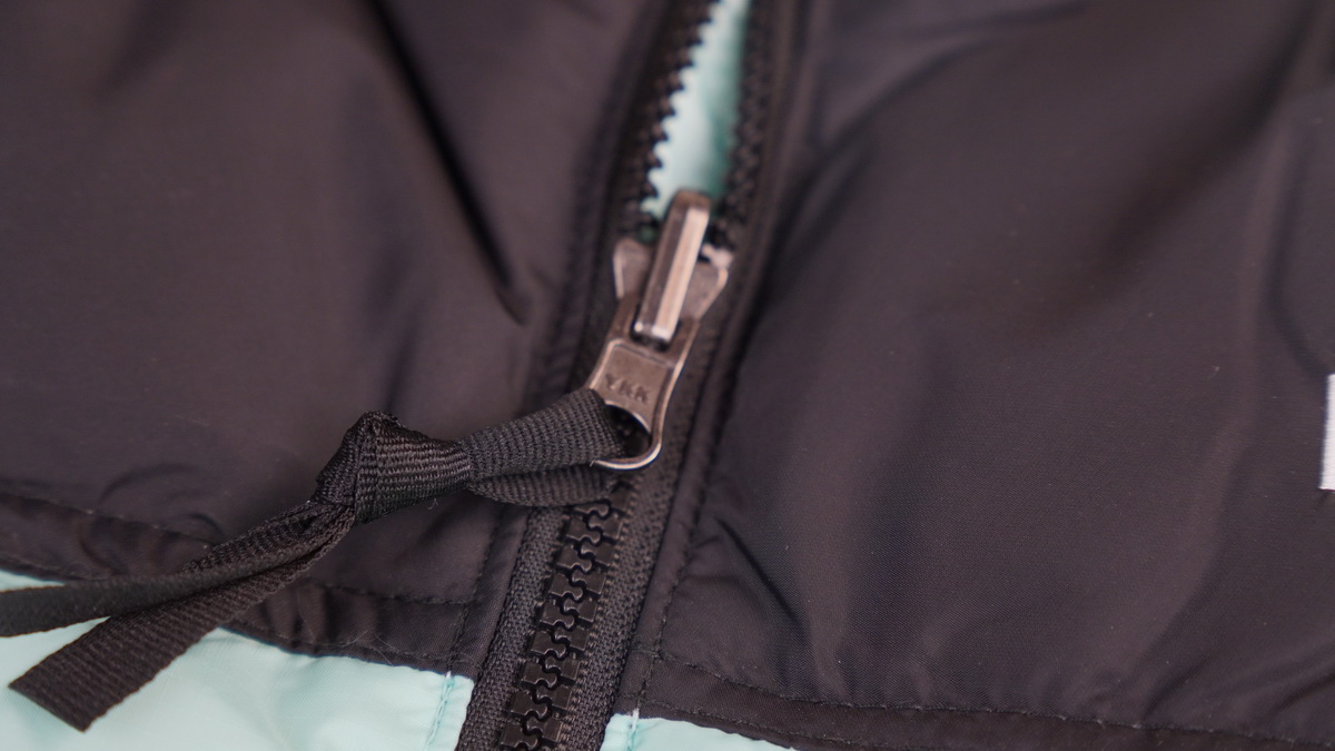 TheNorthFace Splicing White And  Celeste