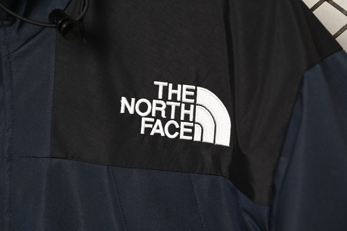 TheNorthFace Black and Navy Blue Interchange Jacket