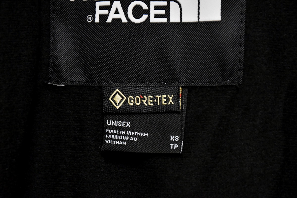 TheNorthFace Black and pale Interchange Jacket