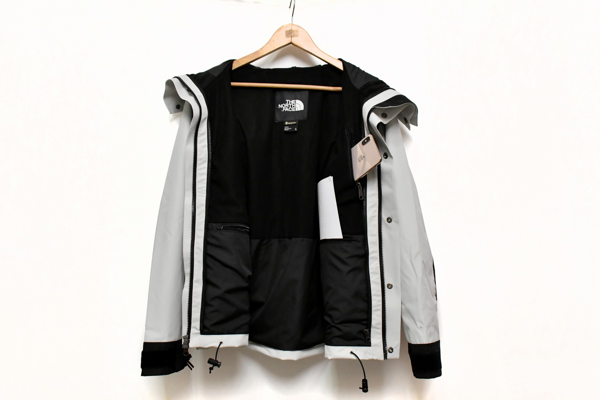 TheNorthFace Black and pale Interchange Jacket