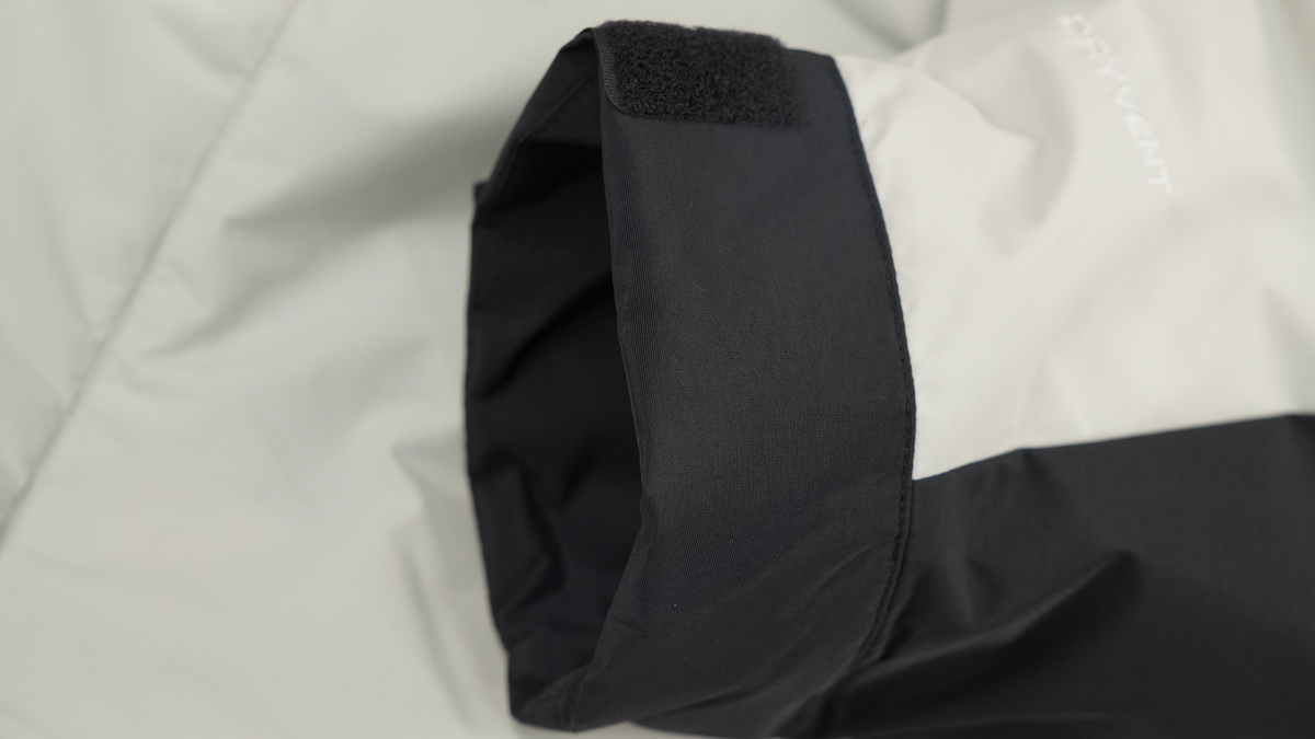 TheNorthFace Black and pure white Interchange Jacket