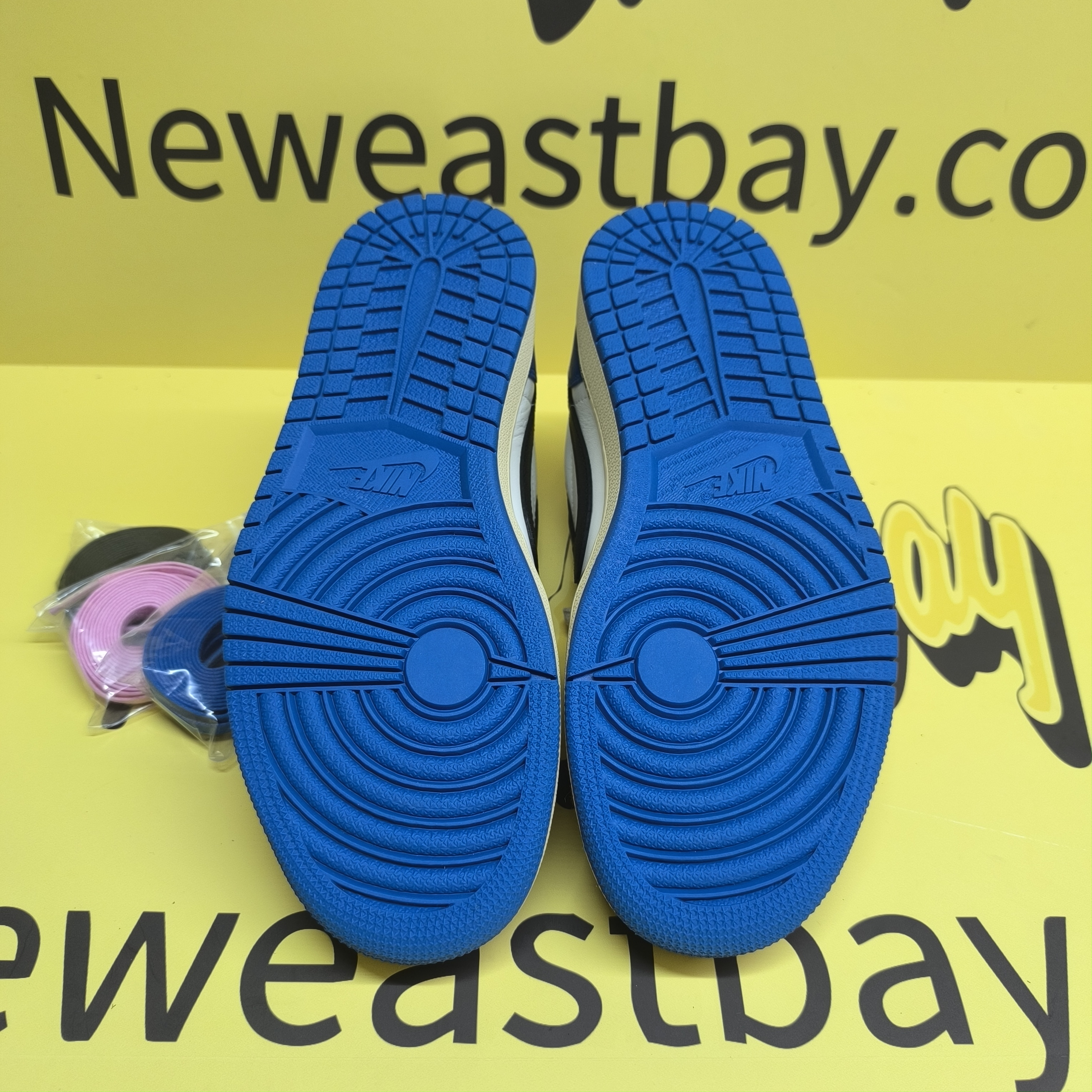 GET Jordan 1 Retro Low OG SP Fragment x Travis Scott Replica, DM7866-140