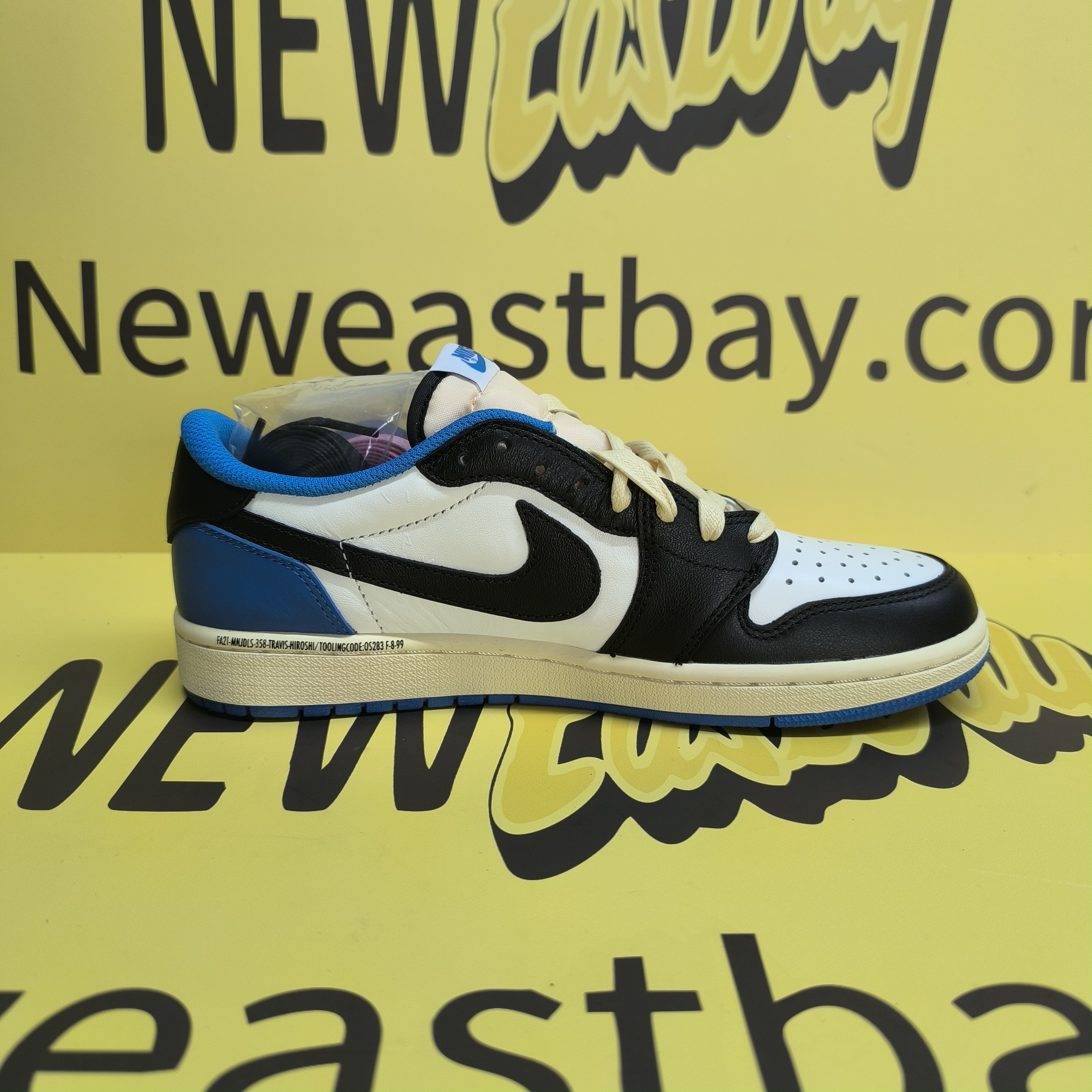 GET Jordan 1 Retro Low OG SP Fragment x Travis Scott Replica, DM7866-140