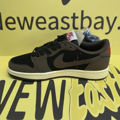 GET Travis Scott x Air Jordan 1 Low Black Grey Low Help Replica,  DM7866-001 02