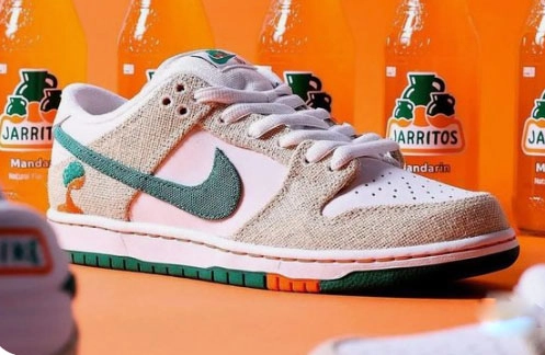 Dunk's latest collaboration-----SB Dunk Low Jarritos//Neweastbay