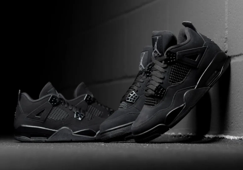 Air Jordan 4 “Black Cat”: The Allure of Darkness//neweastbay