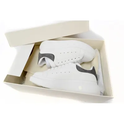 Alexander McQueen Sneaker Cloud White 02