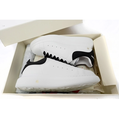 Alexander McQueen Sneaker Vinyl 02