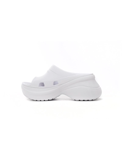 POP   BALENCIAGA Pool Crocs White 677389 W1S8E 9000  01
