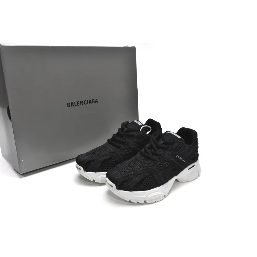 Balenciaga Phantom Sneaker Black White 679339 W2E96 1090 