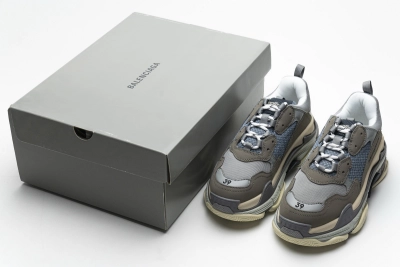 PKGoden   Balenciaga Triple S Grey 483513 W06E1 1259  02