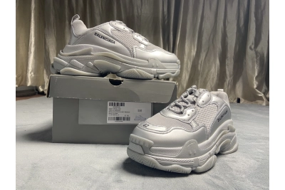 PKGoden   Balenciaga Triple S Light Gray Silver 536737 W2FS2 8100  02