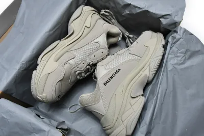 PKGoden   Balenciaga Triple S Rice Ash 534737 W2FW1 9700  02
