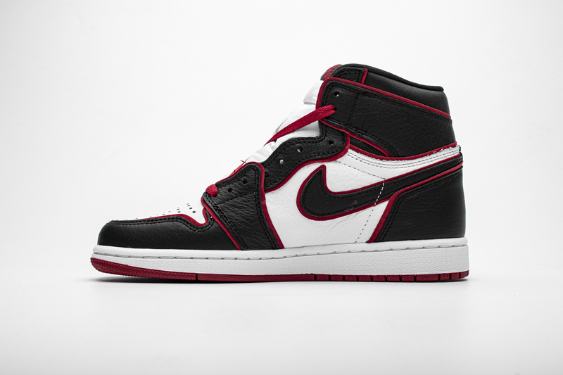 PKgoden Jordan 1 Retro High Bloodline,555088-062