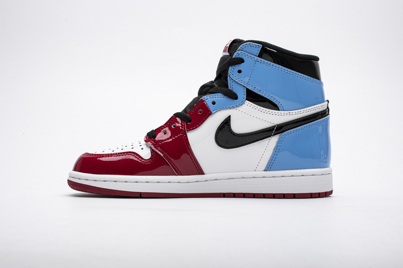 PKgoden Jordan 1 Retro High Fearless UNC Chicago,CK5666-100