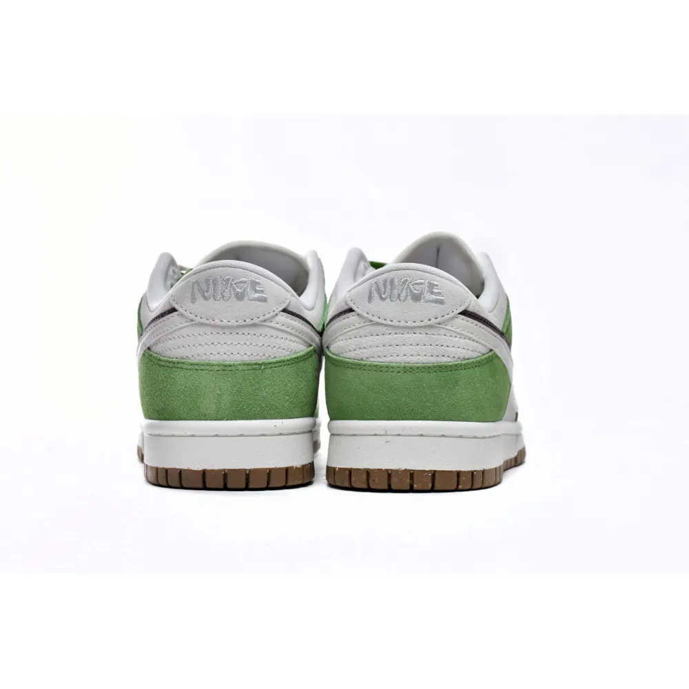 PKGoden Dunk Low SE 85 Vlad DO9457-103