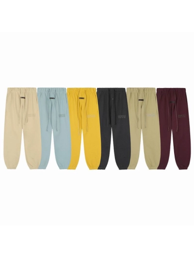 Fear of God Essentials Relaxed Sweatpant 23ct527 01