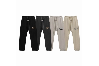 Fear of God Essentials Relaxed Sweatpant ckt216 02