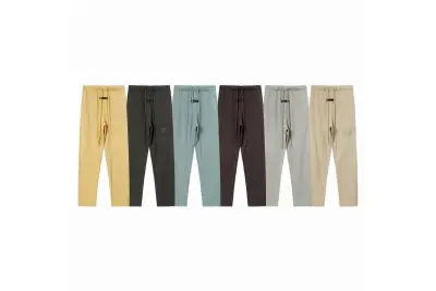  Fear of God Essentials Relaxed Sweatpant lct8899 01