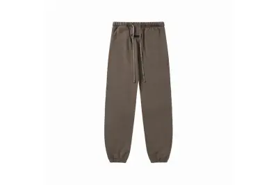 Fear of God Essentials Relaxed Sweatpant 01