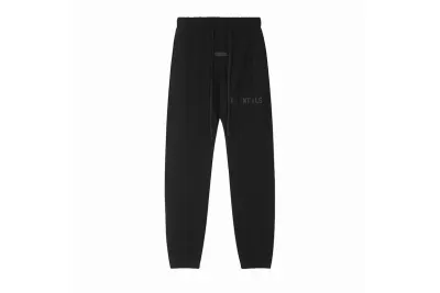Fear of God Essentials Relaxed Sweatpant 23ct529 02