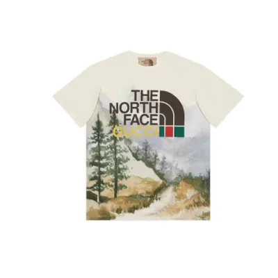 Gucci x The North Face T-shirt Trail Print 01