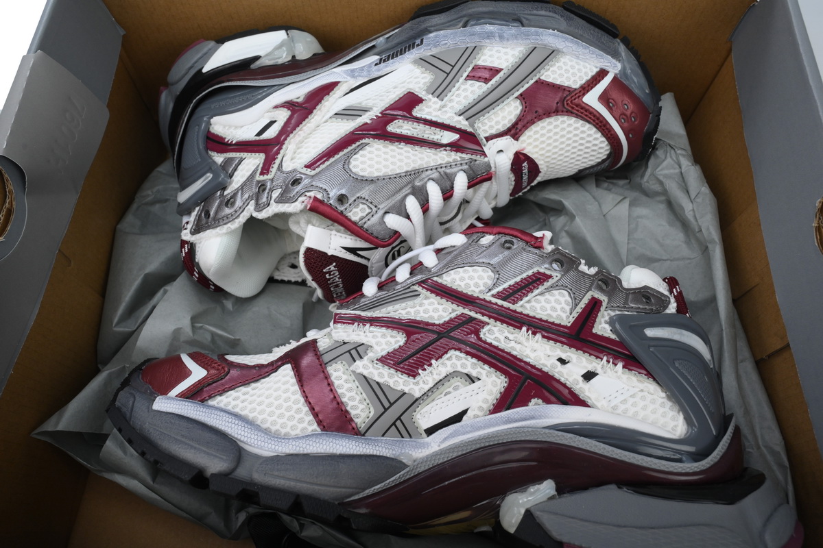 Balenciaga 7th Runner White Wine Red 677403 W3RB3 9069