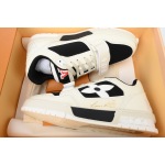 PK LOUIS VUITTON Trainer White Black
