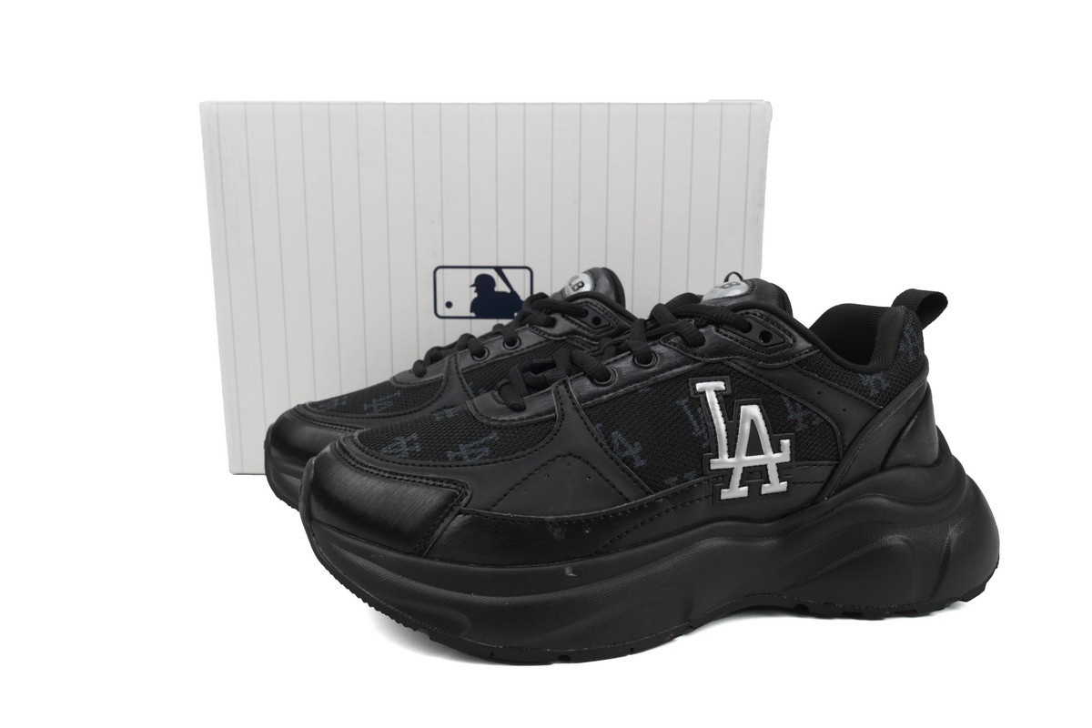 MLB Fast Ball Classic Monogram New York Yankees Sneakers 3ARNFSB4N-07BKS 