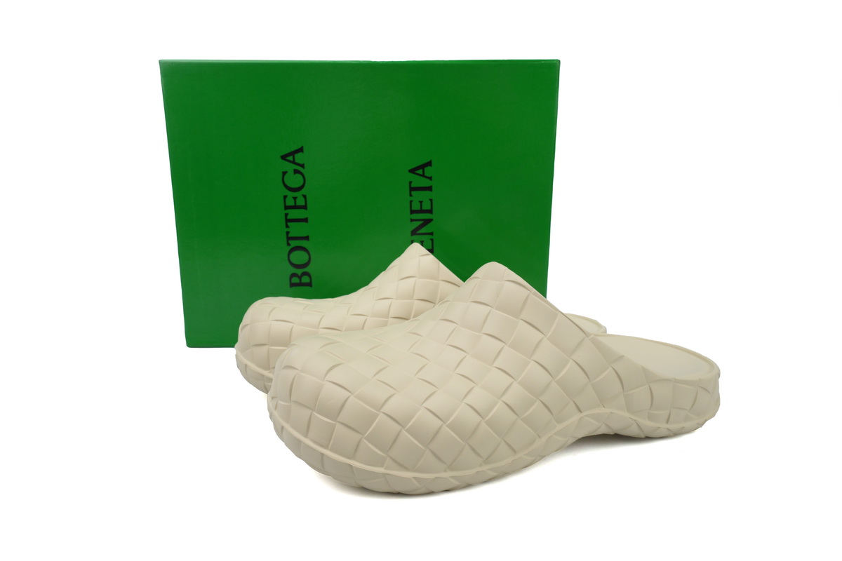 Bottega Veneta Slider Sandals Beige