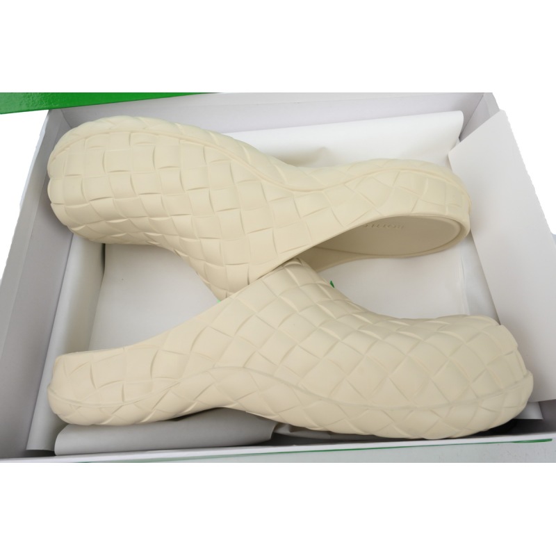 PK Bottega Veneta Slider Sandals Beige