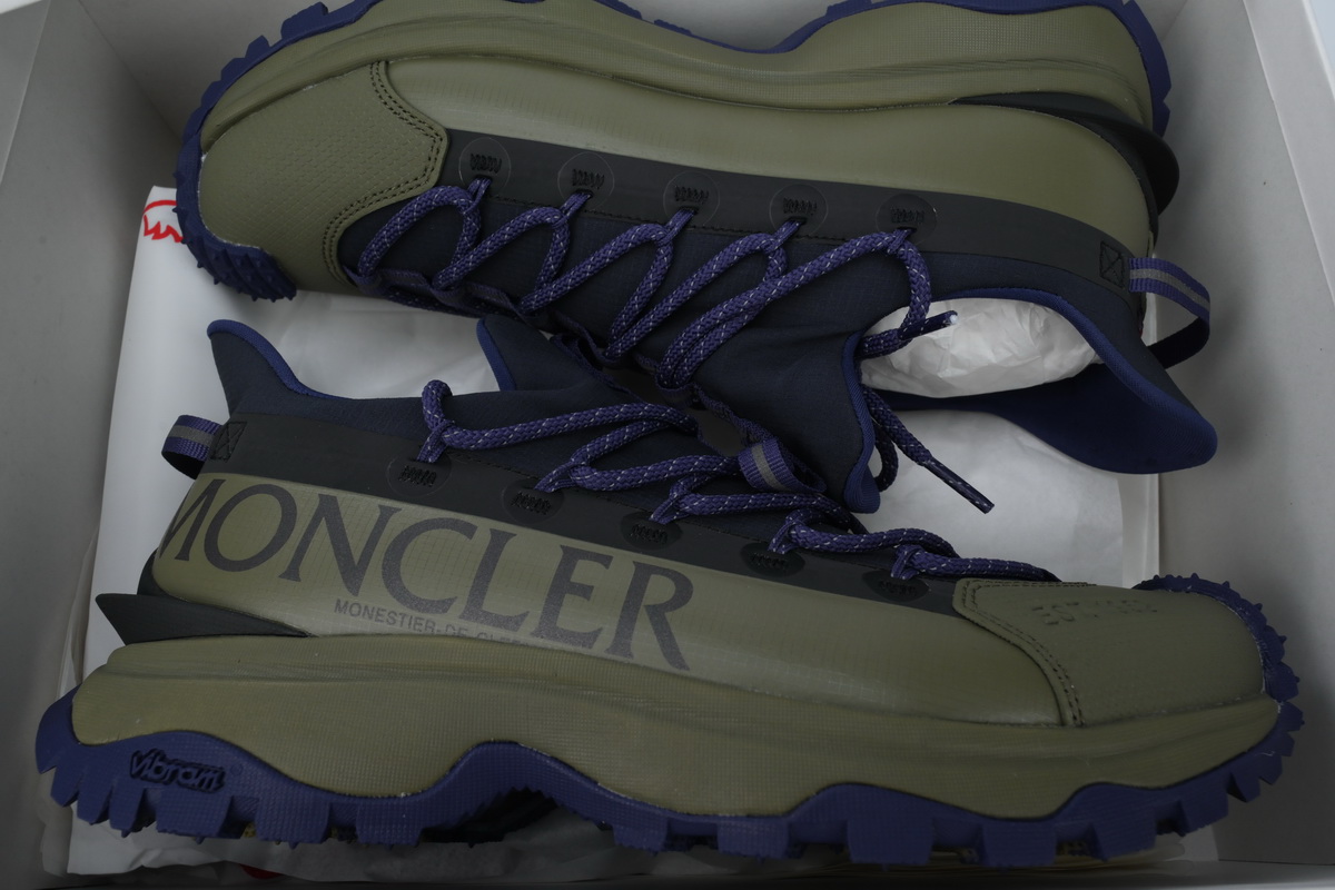 Moncler Black Blue Green I209A4 M002 40 M3457P87 