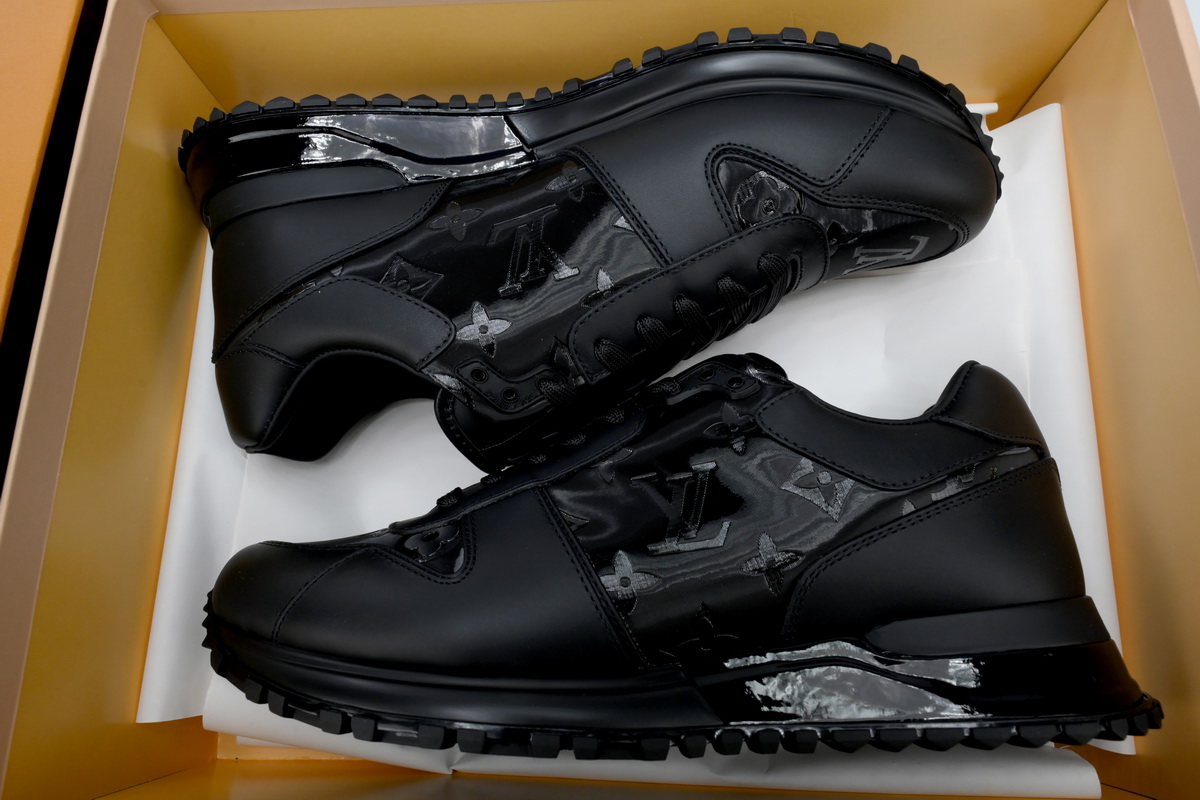 LV Run Away Black RA black print