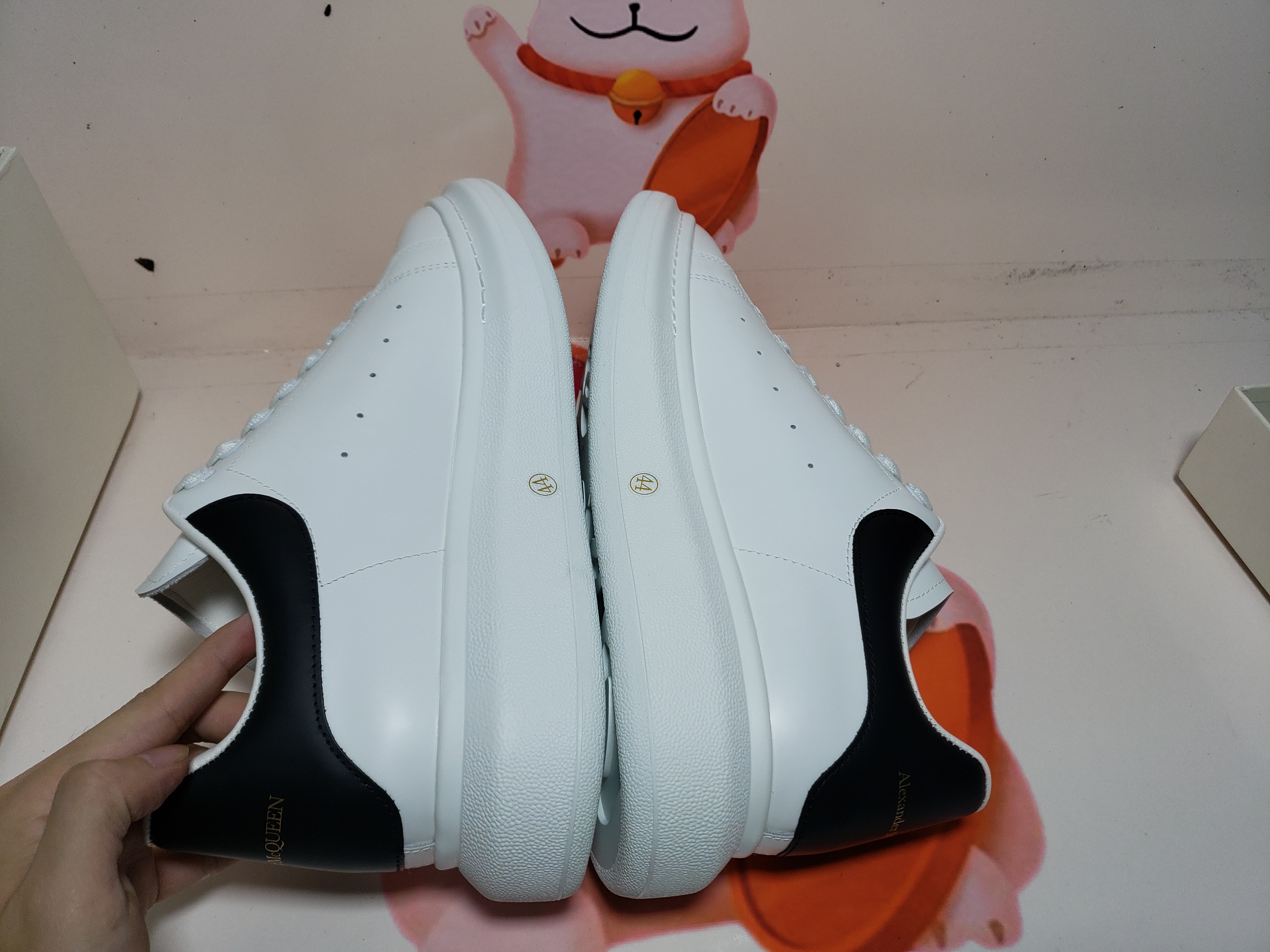 Alexander McQueen Sneaker Dlack Skin