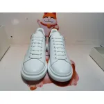 Alexander McQueen Sneaker Dlack Skin