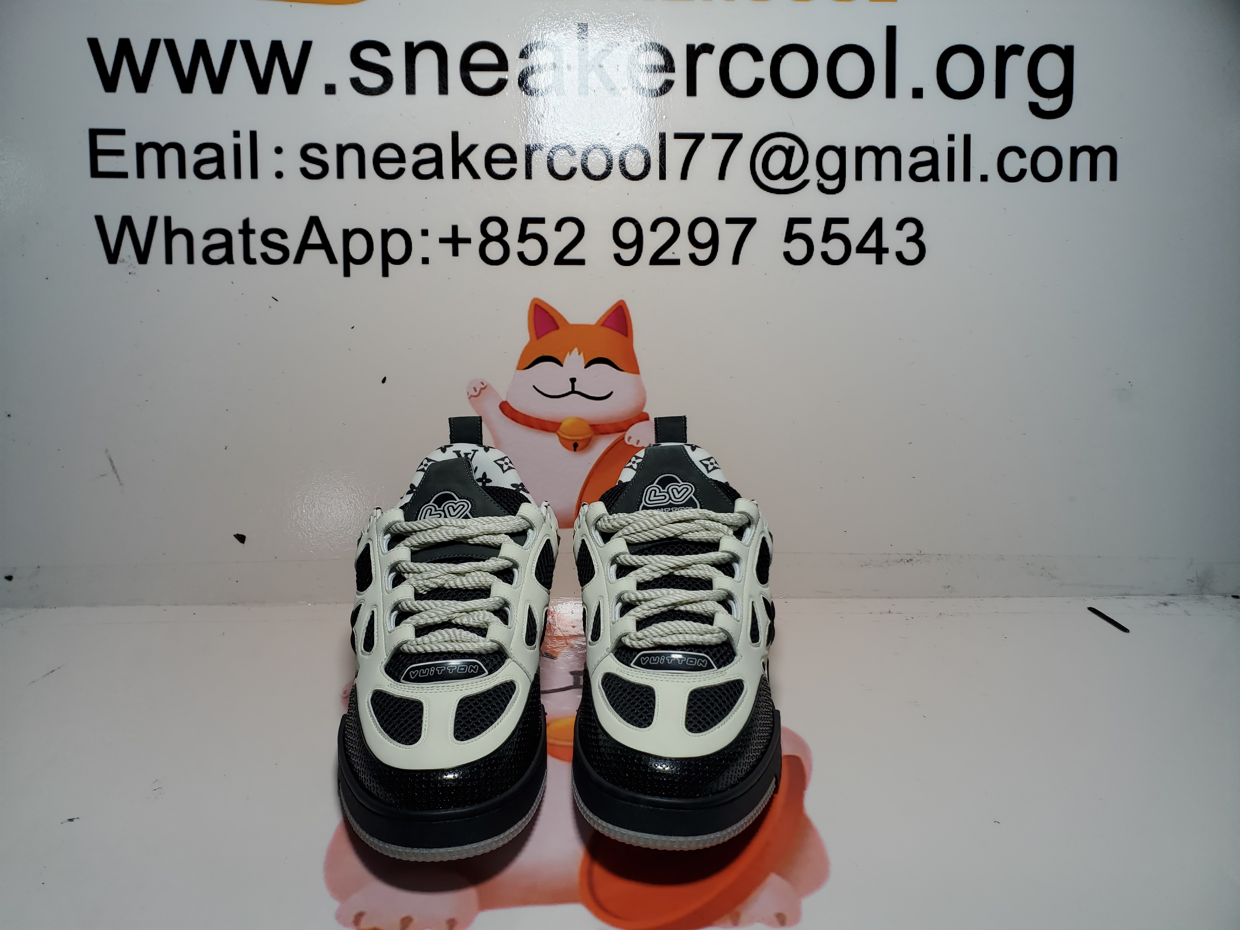 PKGoden Louis Vuitton Leather lace up Fashionable Board Shoes Black Gray 1AC52M