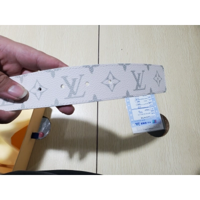 Louis Vuitton Lv “initiales’ Reversible Belt White 02