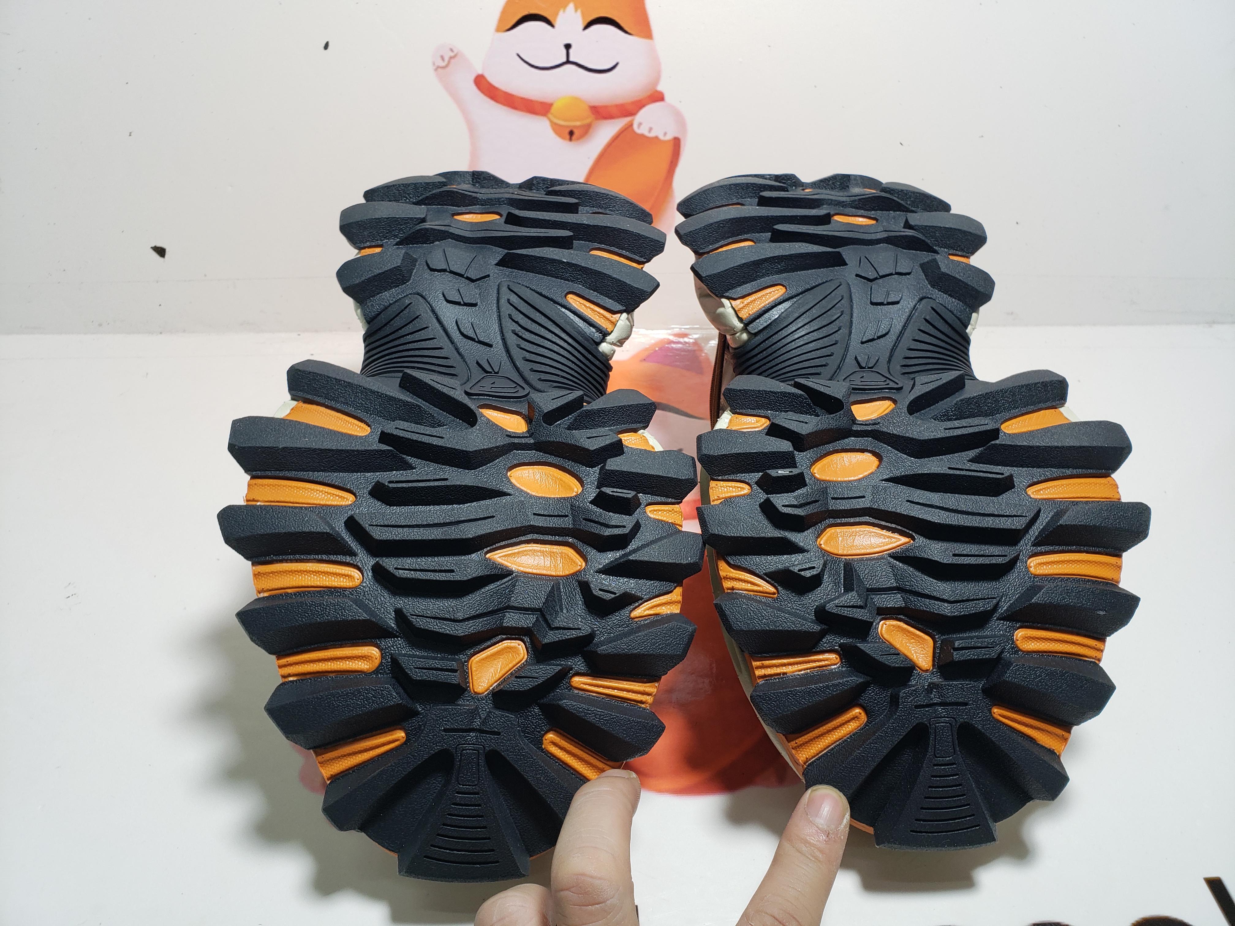 Balenciaga 15th White Orange 804919 WHIKE 2070 