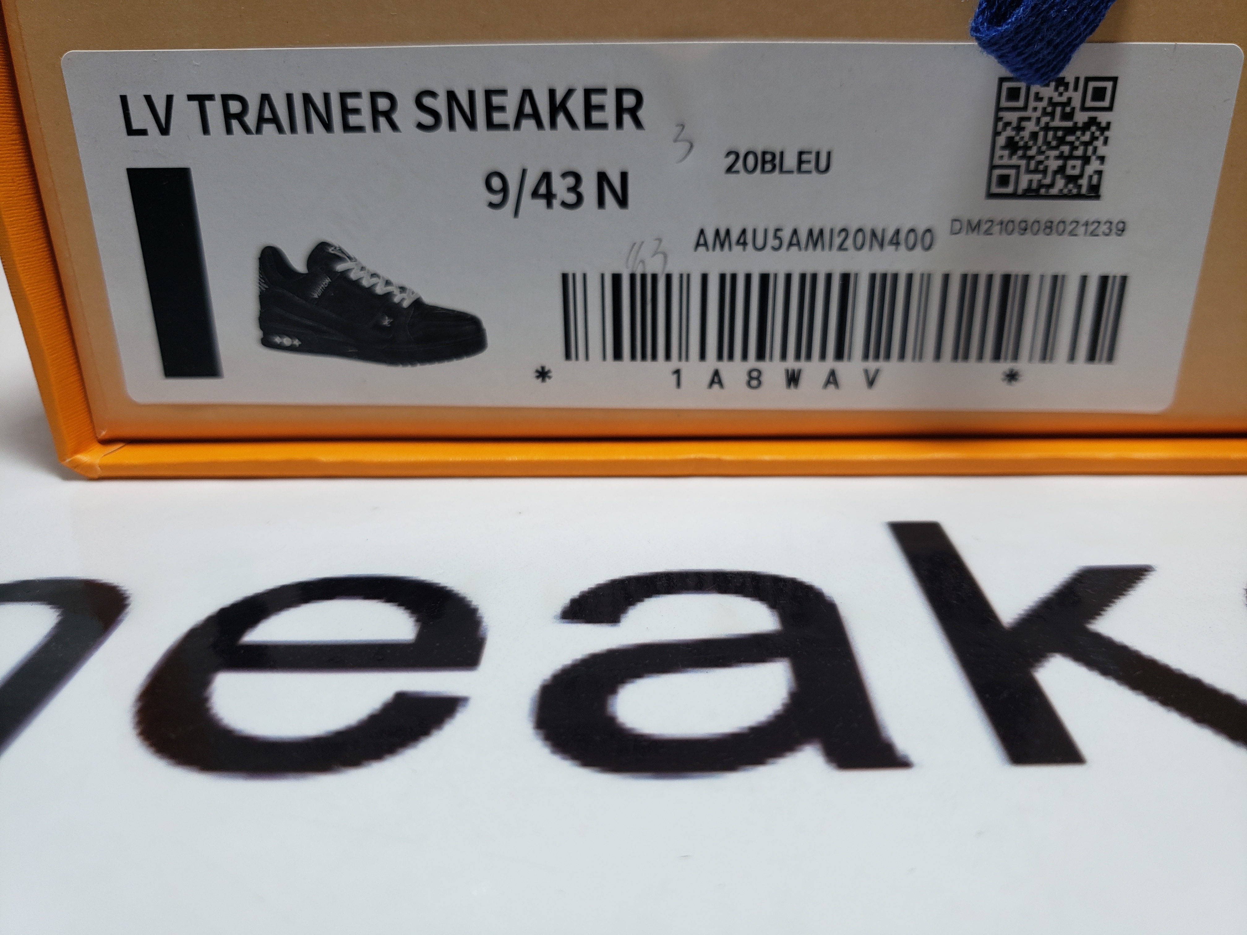 PKGoden  Louis Vuitton Trainer All Black Embossing 1AARER 