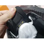 PKGoden  Louis Vuitton Trainer All Black Embossing 1AARER 