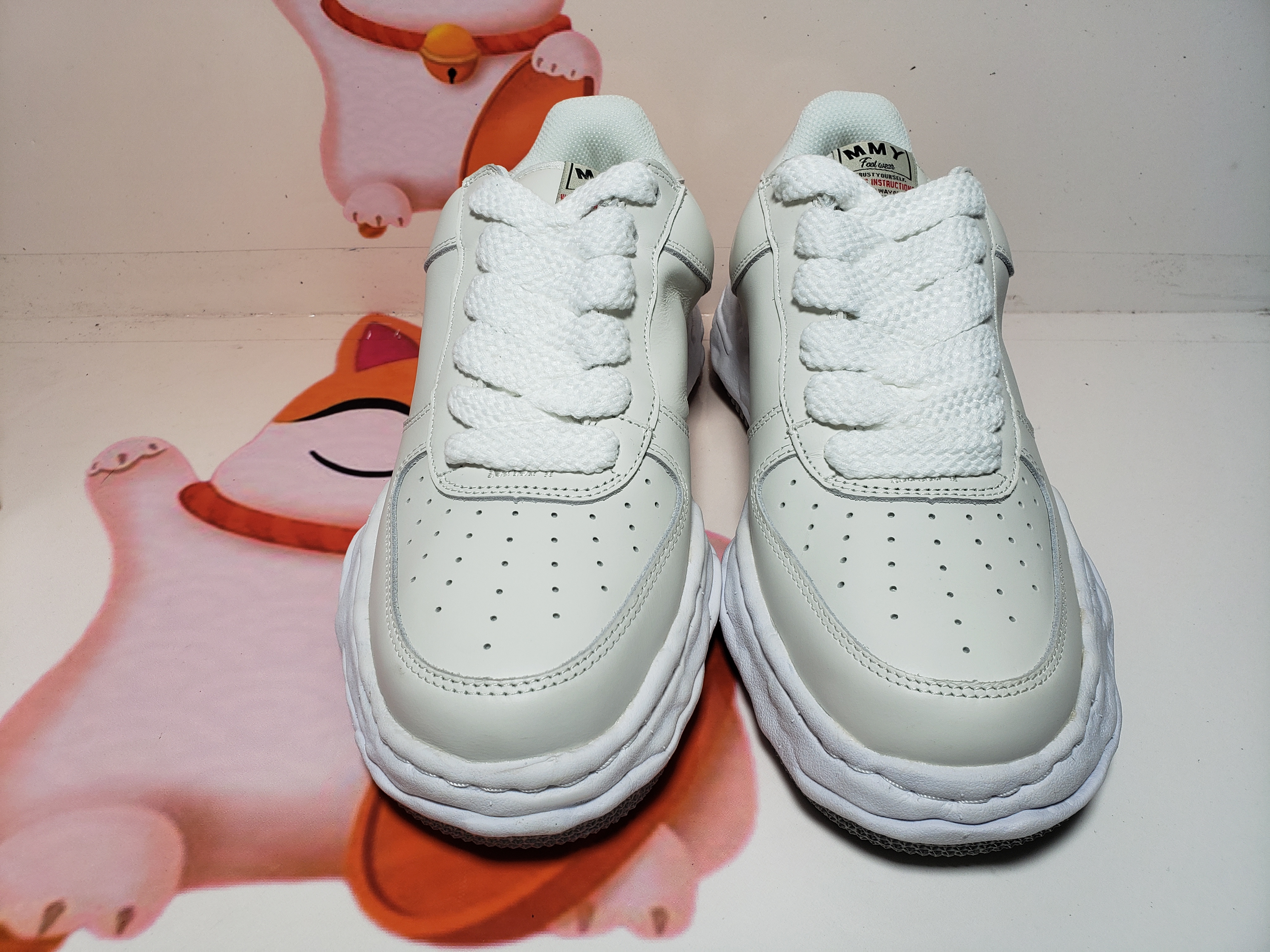 PKGoden  MIHARA YASUHIRO White And White Gray Low, NO.744