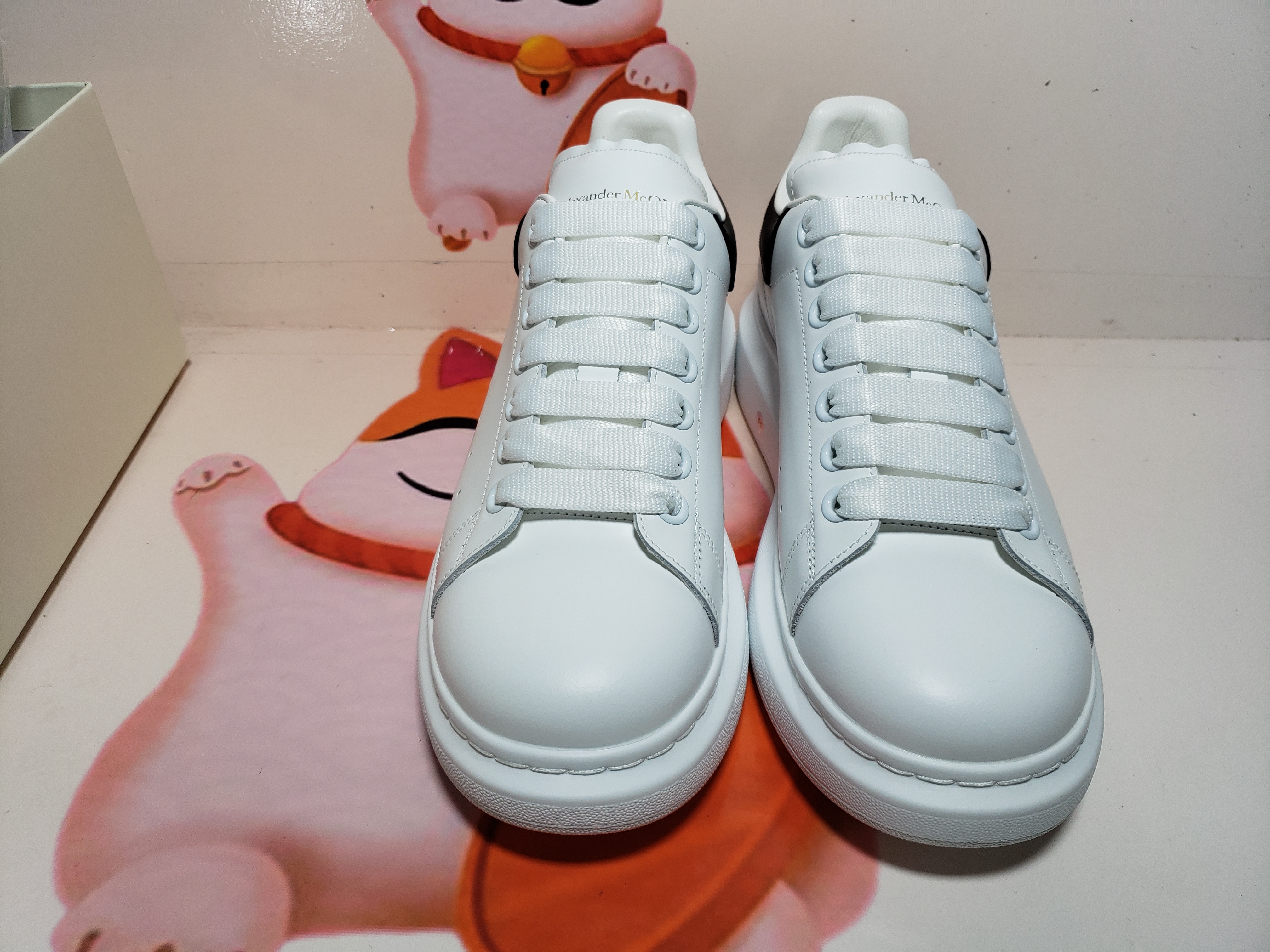 PKGoden  Alexander McQueen Sneaker Ivory White Black