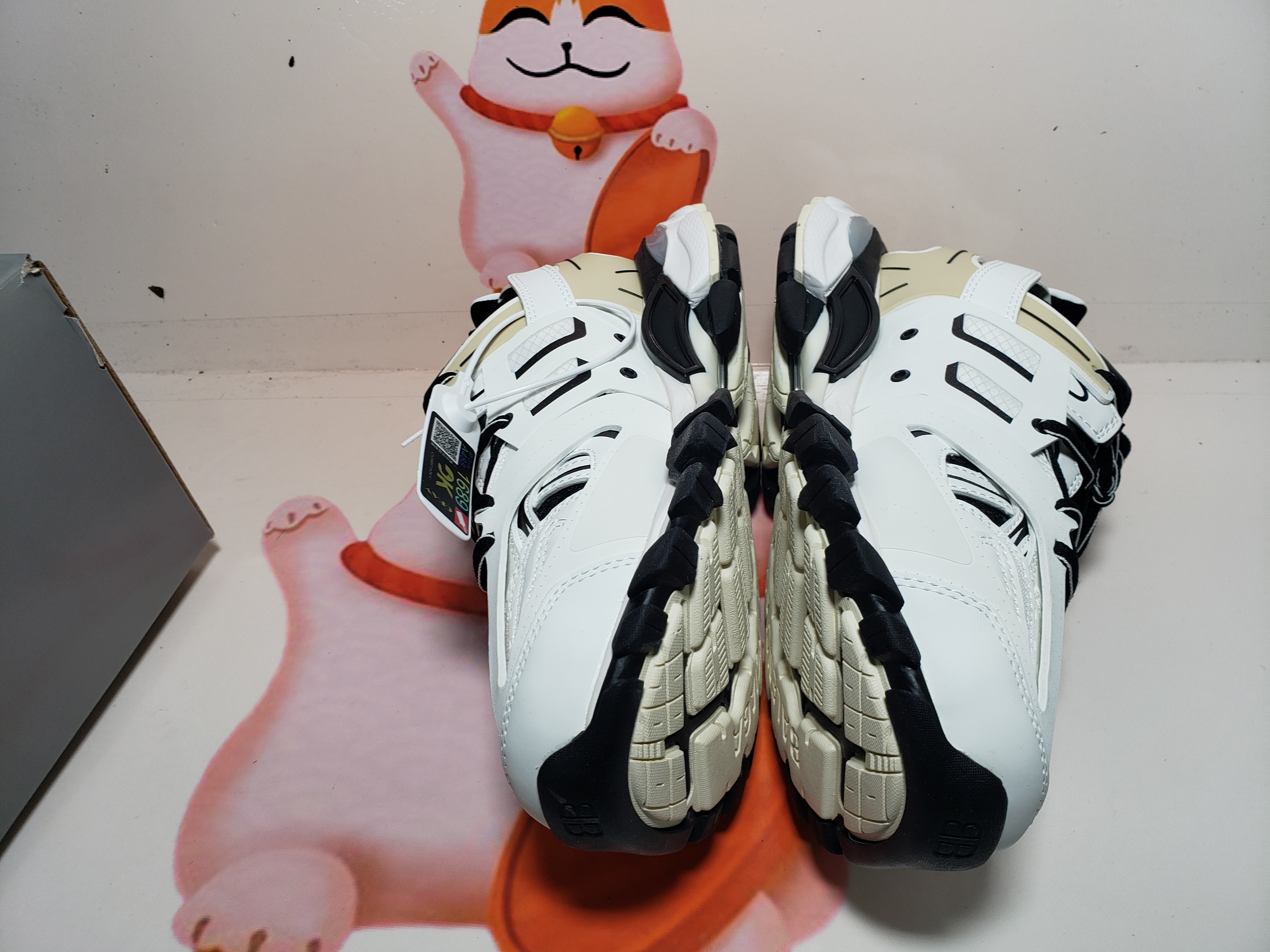 PKGoden  Balenciaga Tess S.Black And White 542436 W3NH3 7261 