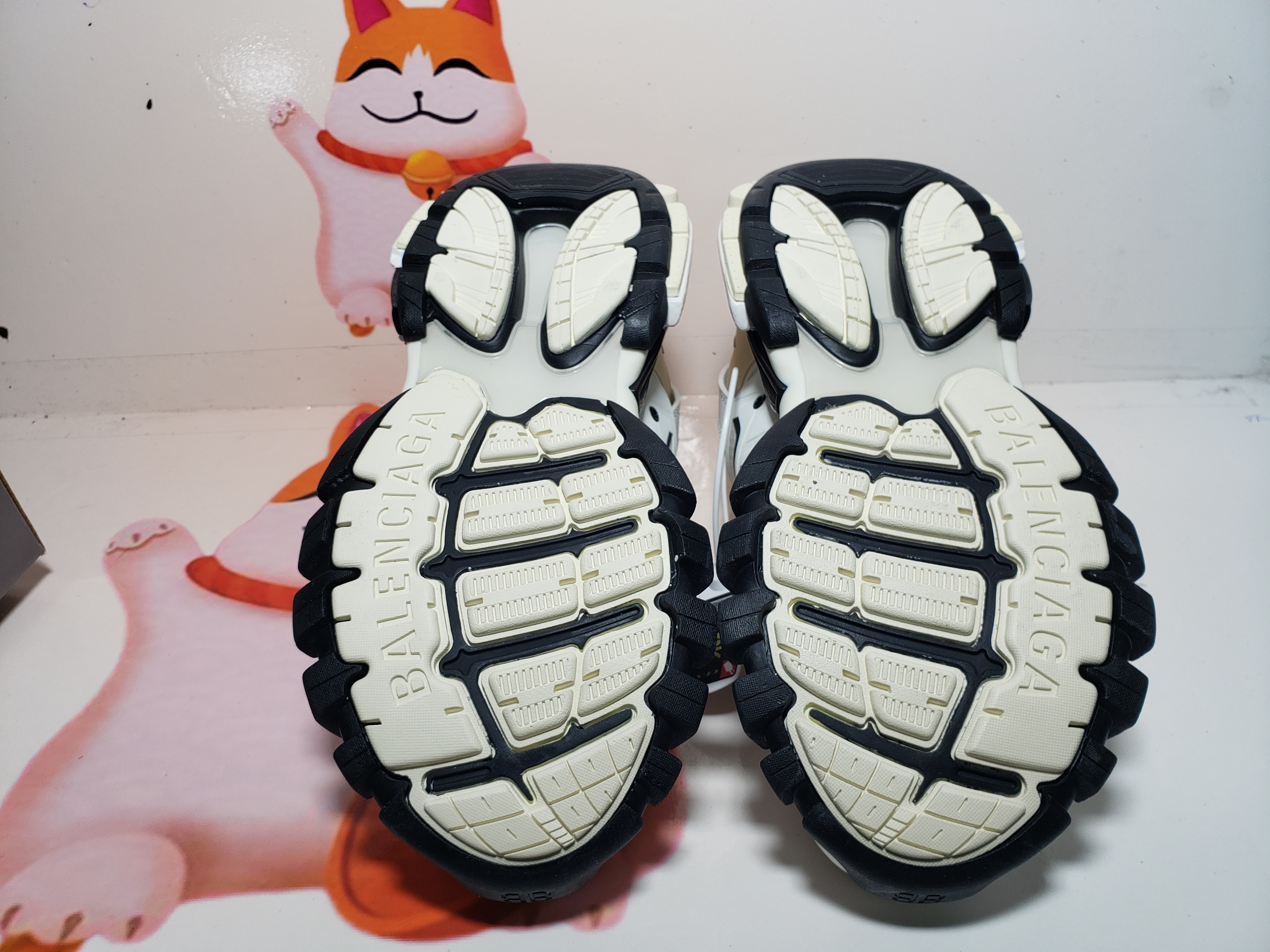 PKGoden  Balenciaga Tess S.Black And White 542436 W3NH3 7261 