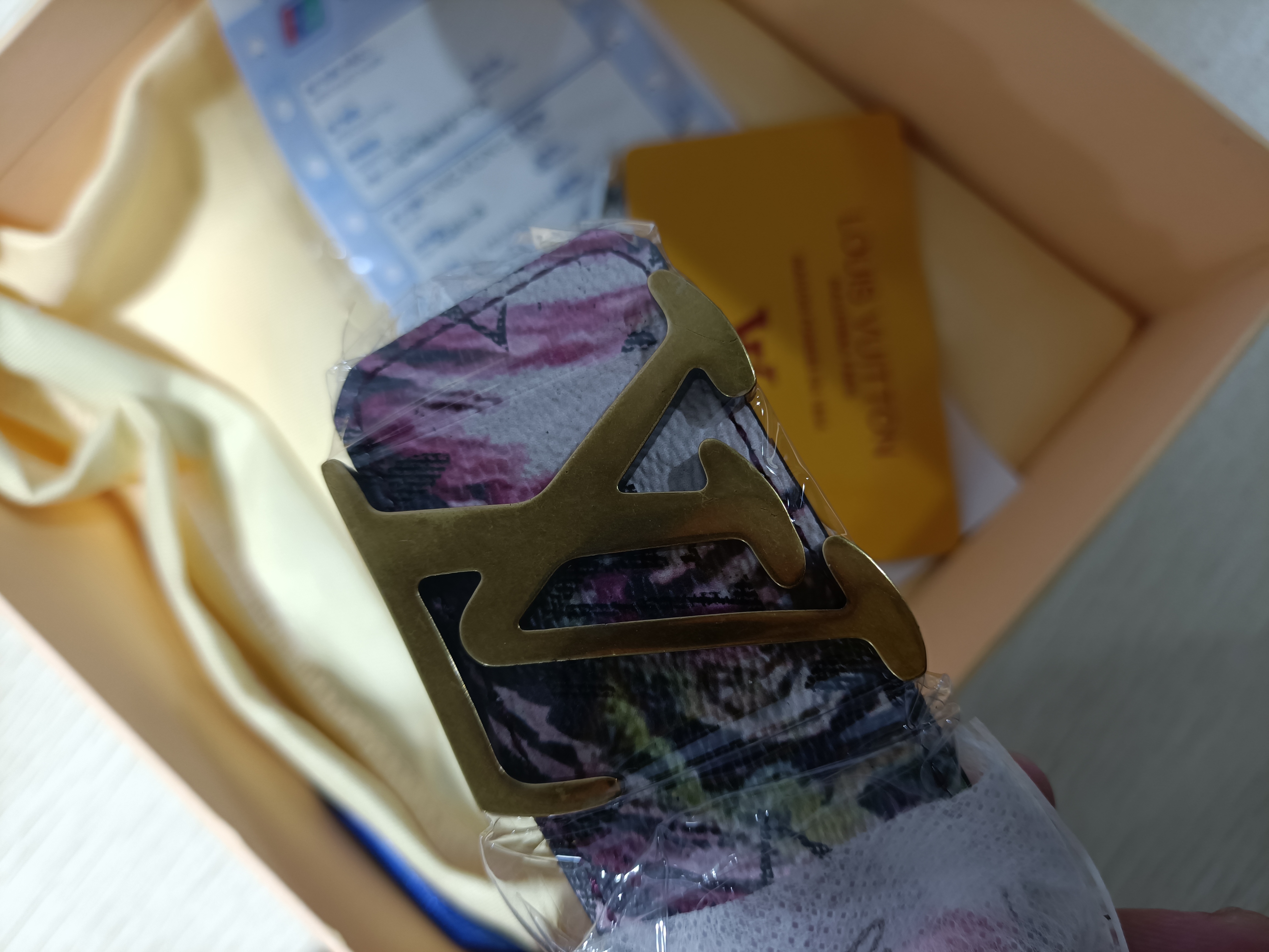 LOUIS VUITTON Lv Reversible Belt