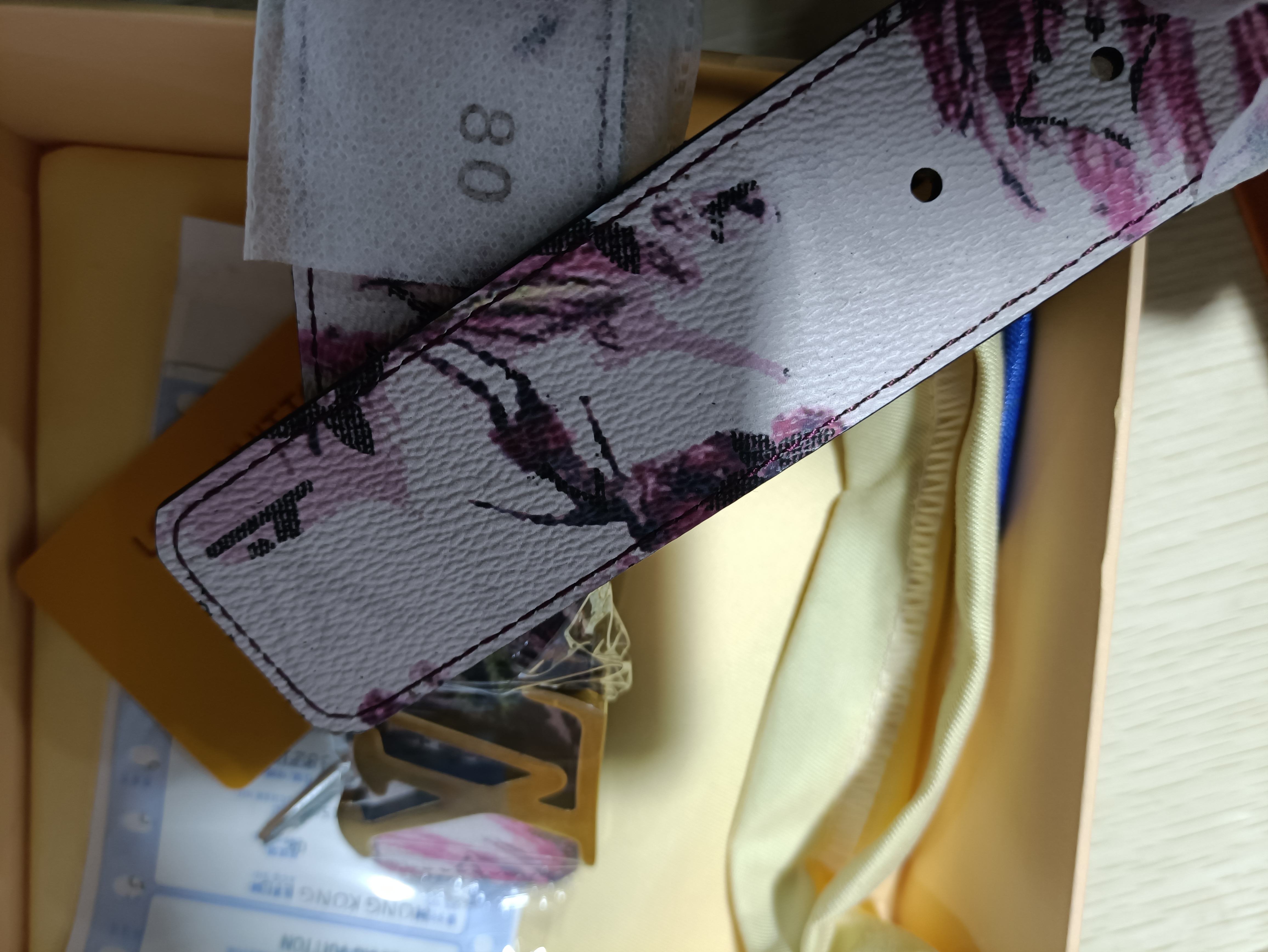 LOUIS VUITTON Lv Reversible Belt