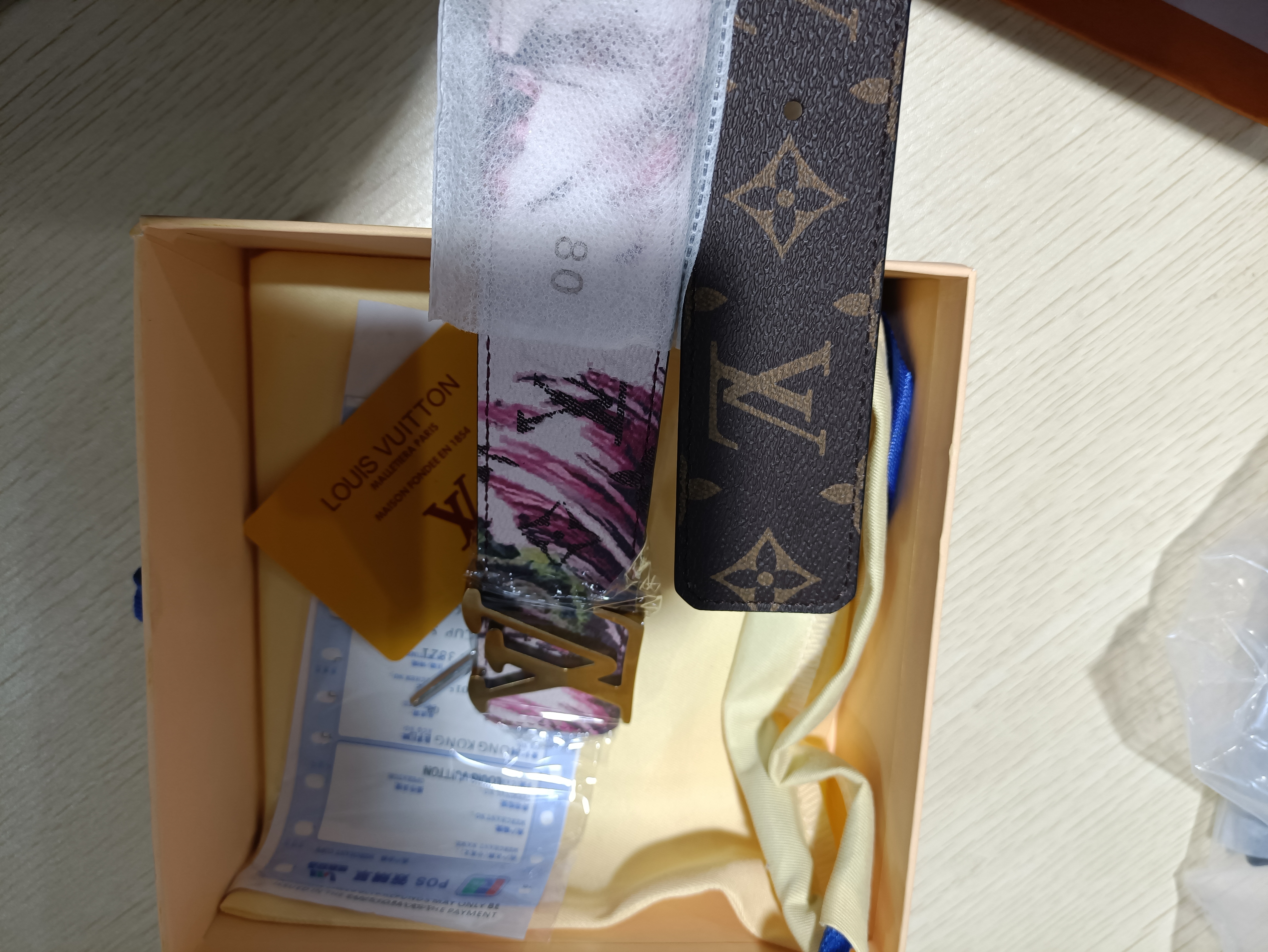 LOUIS VUITTON Lv Reversible Belt