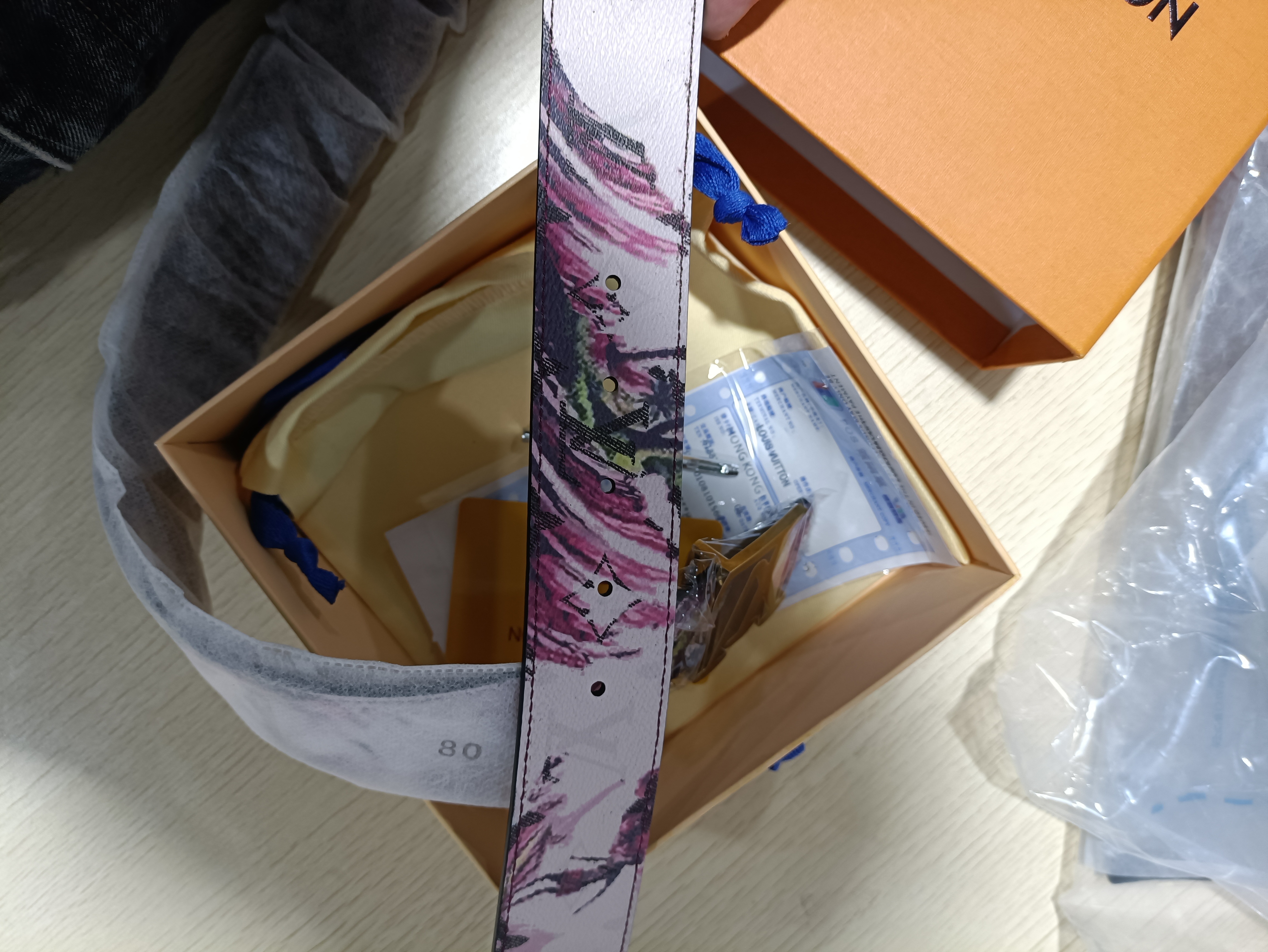 LOUIS VUITTON Lv Reversible Belt