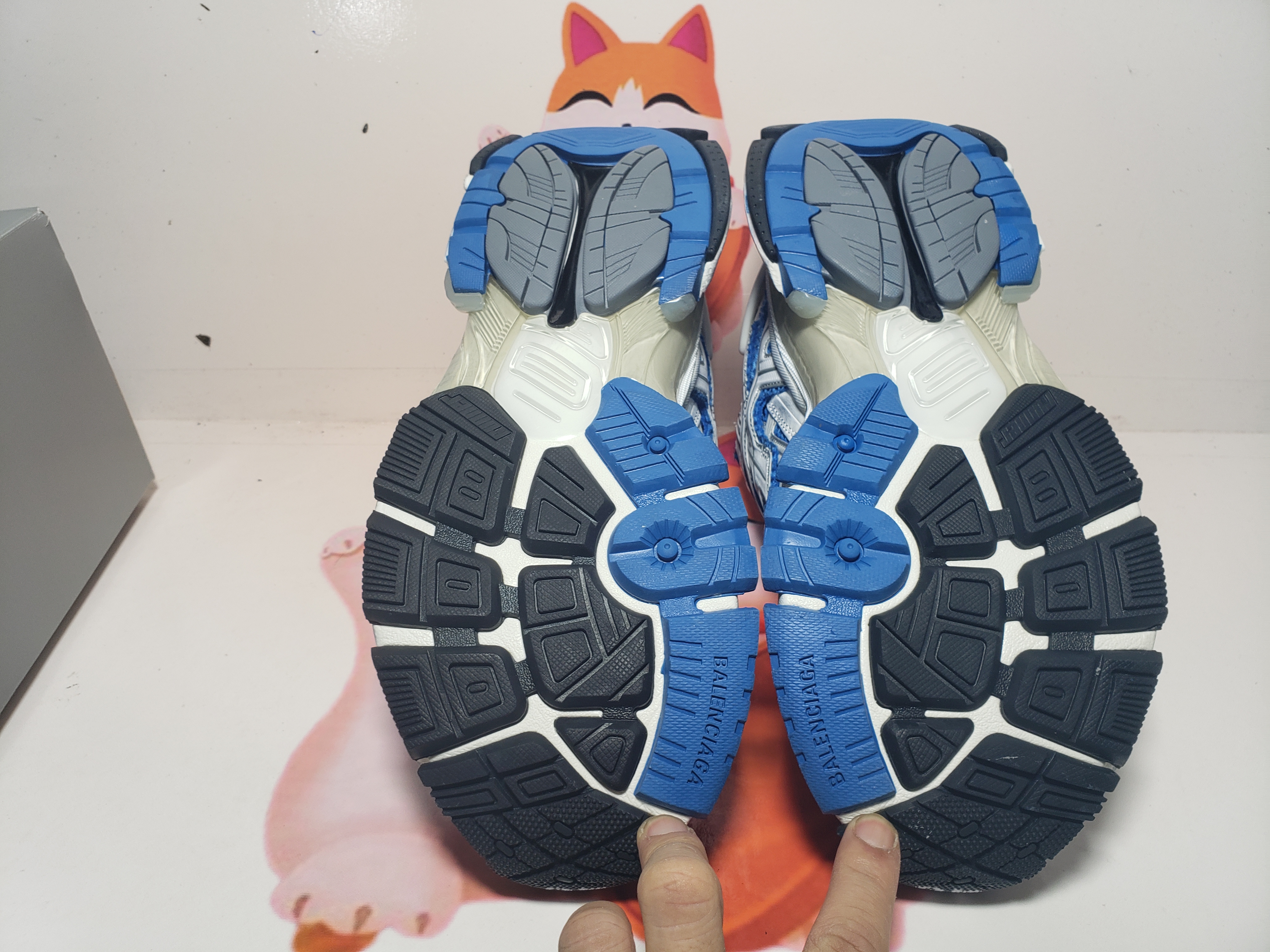 Balenciaga Runner White Blue 677403W3RB34912